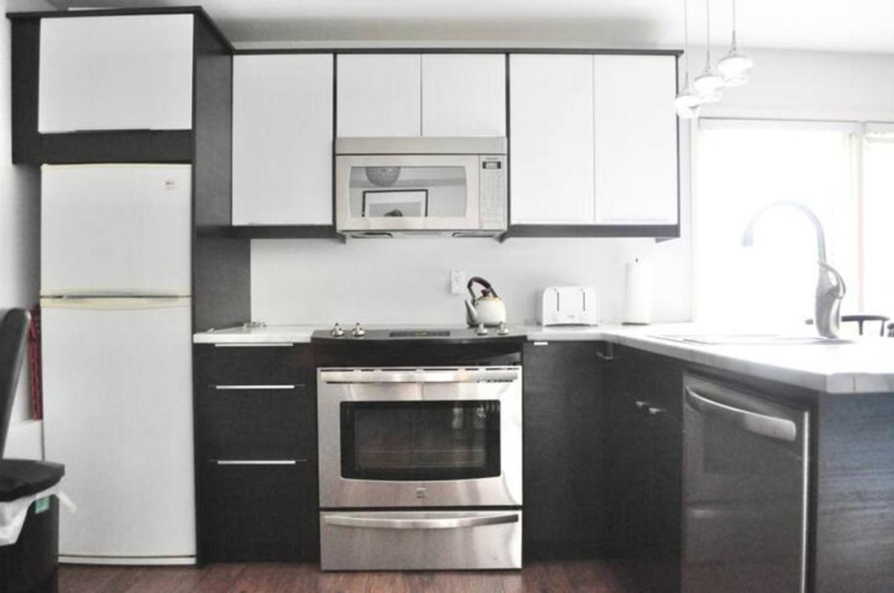Cozy 1 Bd Suite Centrally Located Βόρειο Βανκούβερ Εξωτερικό φωτογραφία